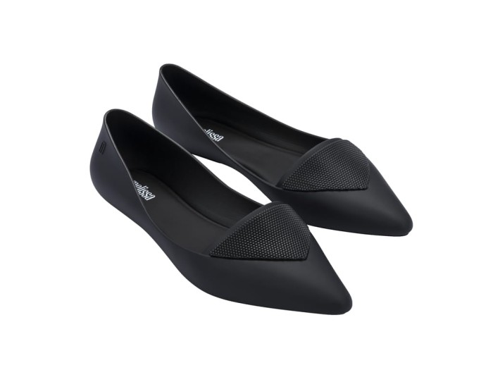 melissa pointy black