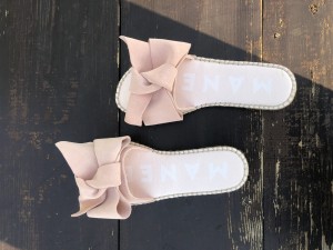 Manebi Pastel Rose Bows