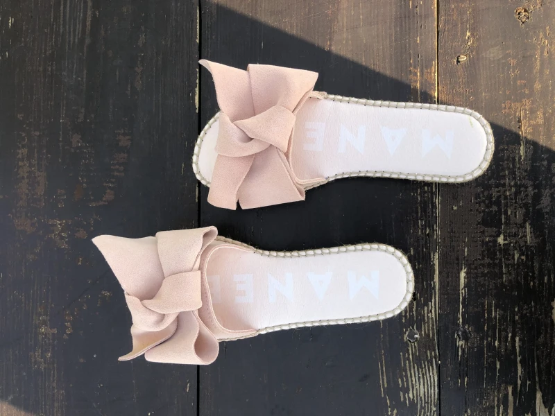 Manebi Pastel Rose Bows