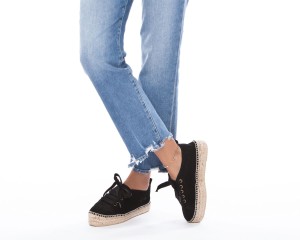 K 1.0 E0_Sneakers_Hamptons_Black_4.jpg