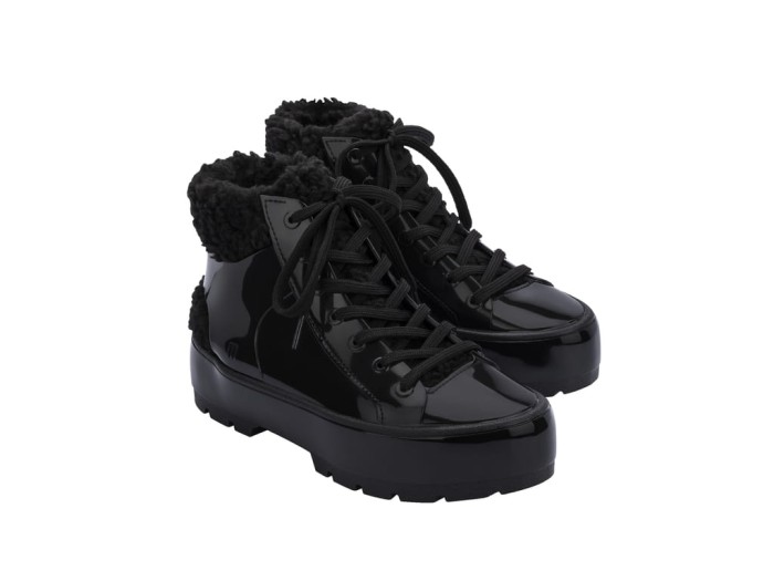 melissa fluffy sneaker