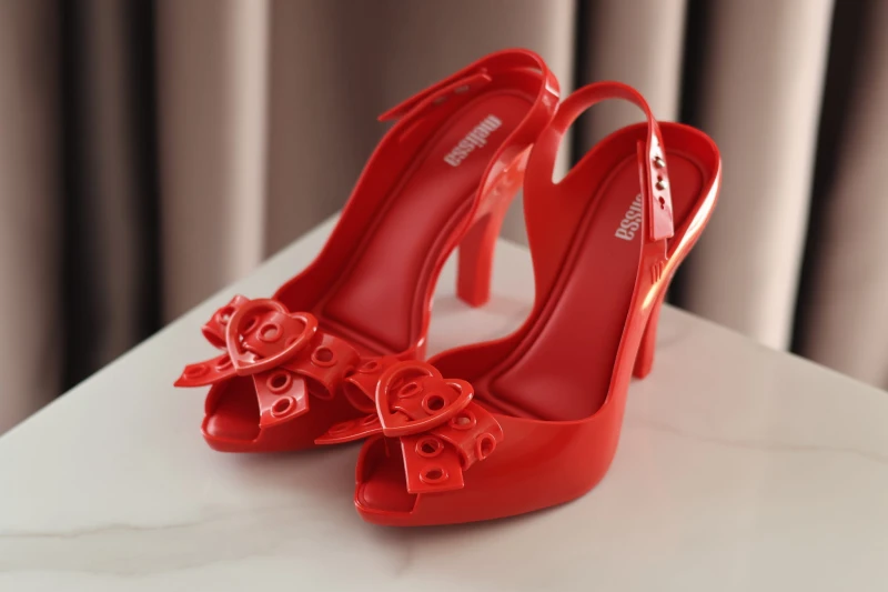Melissa Lady dragon Hot Red
